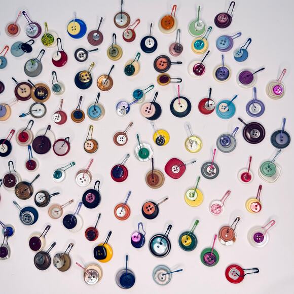 Vintage Buttons with Bulb Pin Embellishments, Button Charms for Junk Journals - Picture 9 of 10